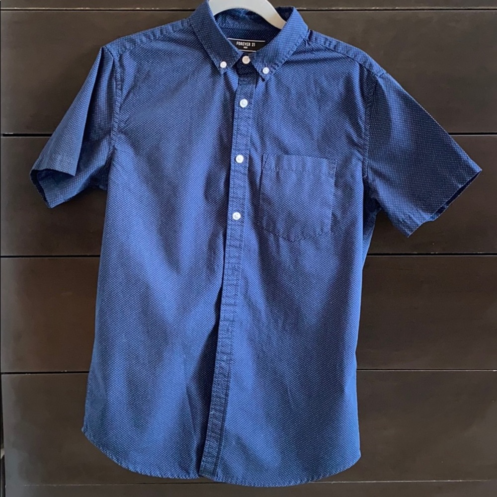 Forever 21 Small Men’s Blue Short Sleeve Shirt